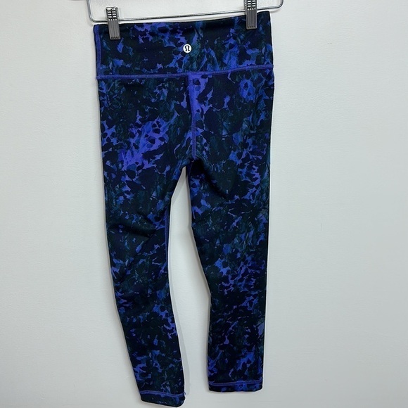 Lululemon Wunder Under Crop II Full On Luon Floral‎ Iris 2 - Picture 7 of 10